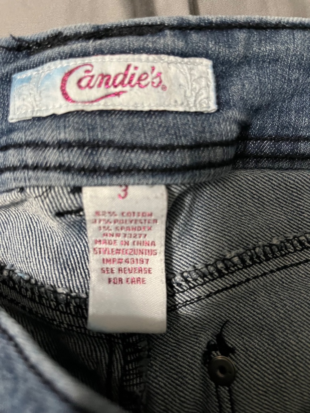 Jean capris - Picture 2 of 3